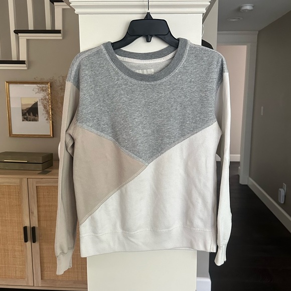 A&F Colorblock Crewneck Sweatshirt - Picture 2 of 5